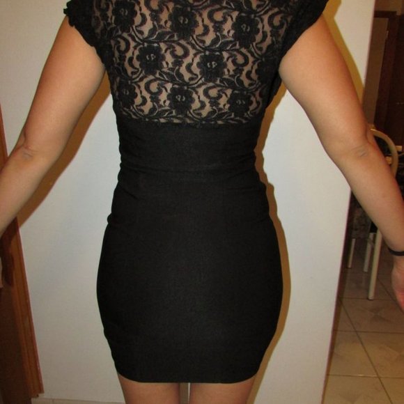 Women's Black Dress with Lace Size Small - Picture 3 of 3